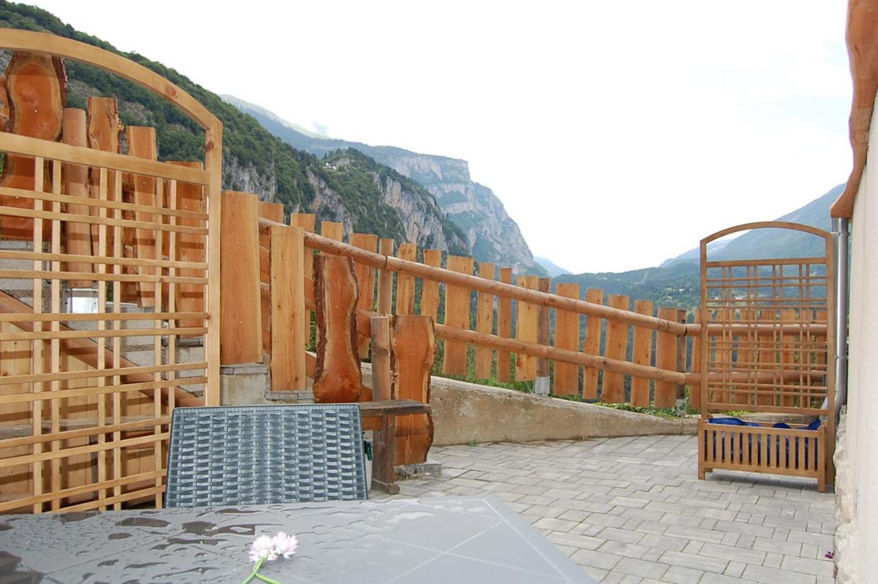 Chalet Torcel Affittacamere San Lorenzo Dorsino Eksteriør bilde