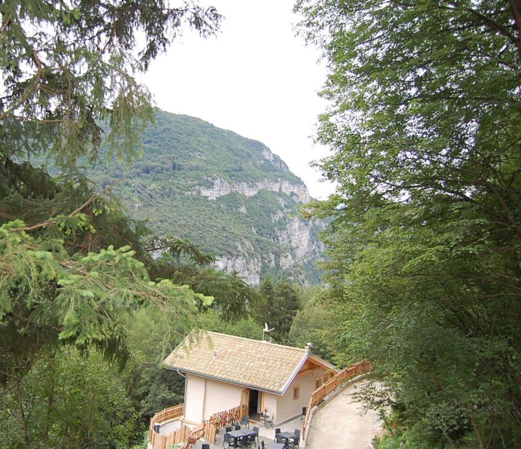 Chalet Torcel Affittacamere San Lorenzo Dorsino Eksteriør bilde