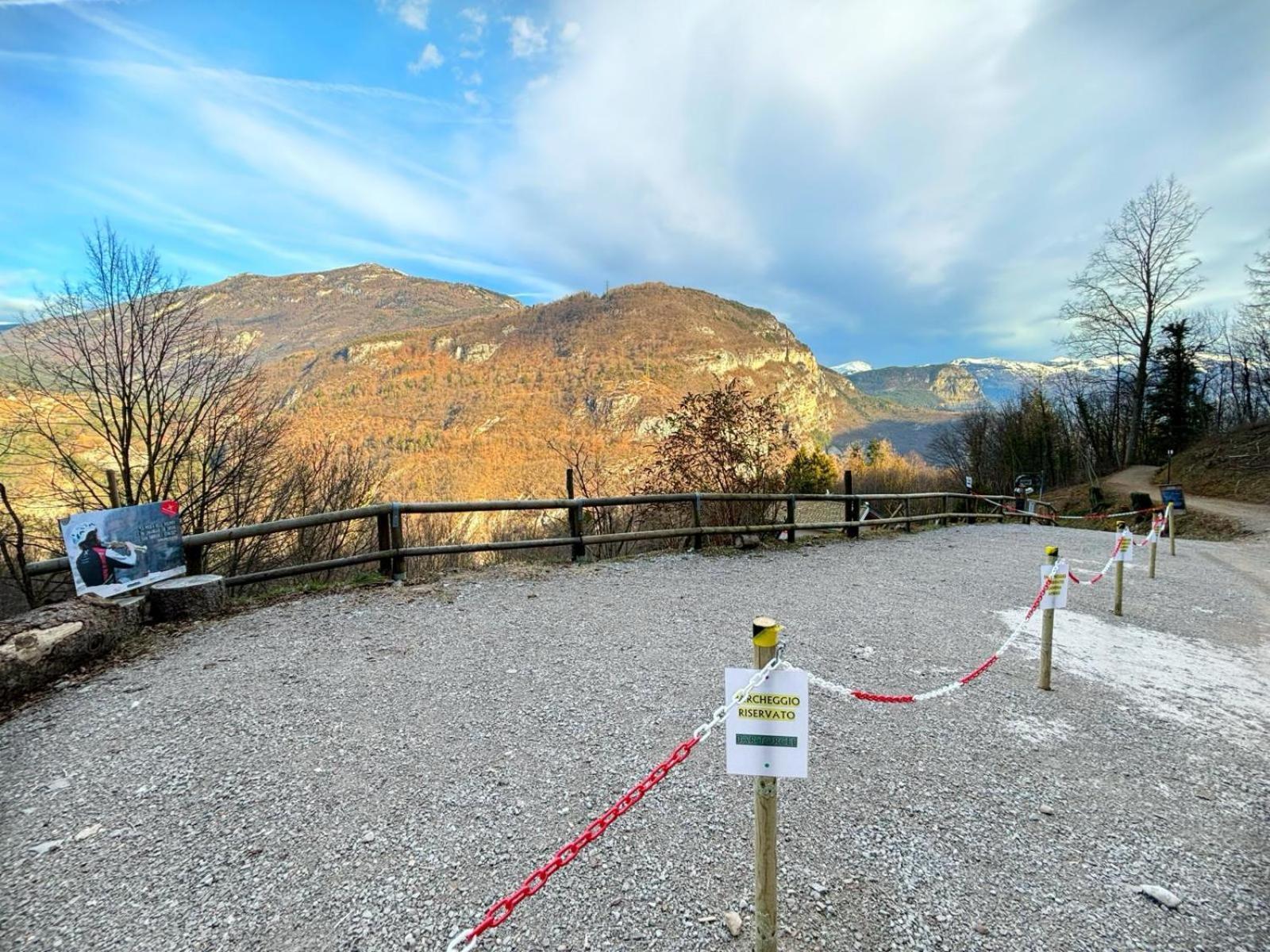 Chalet Torcel Affittacamere San Lorenzo Dorsino Eksteriør bilde